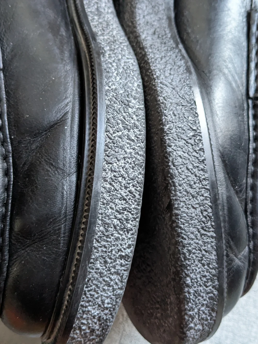 Gucci Men's Black Leather Horsebit Loafers